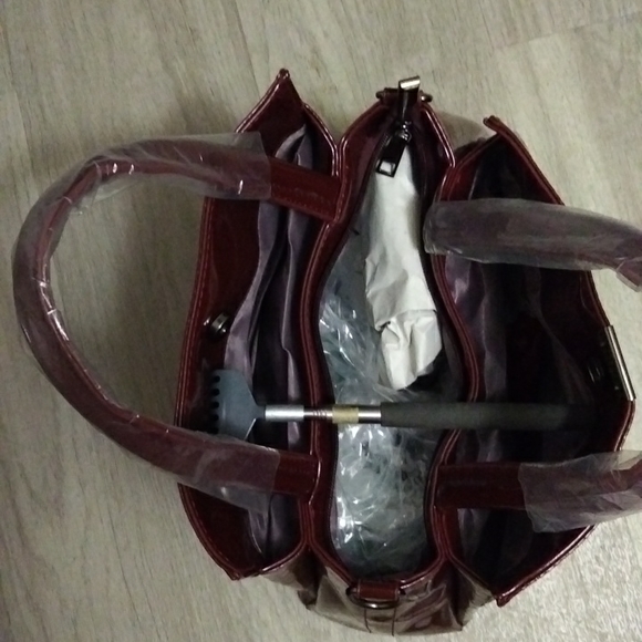 Purse - Picture 3 of 3